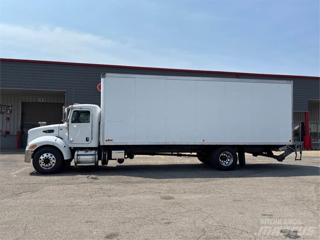 Peterbilt 337 Kastenaufbau