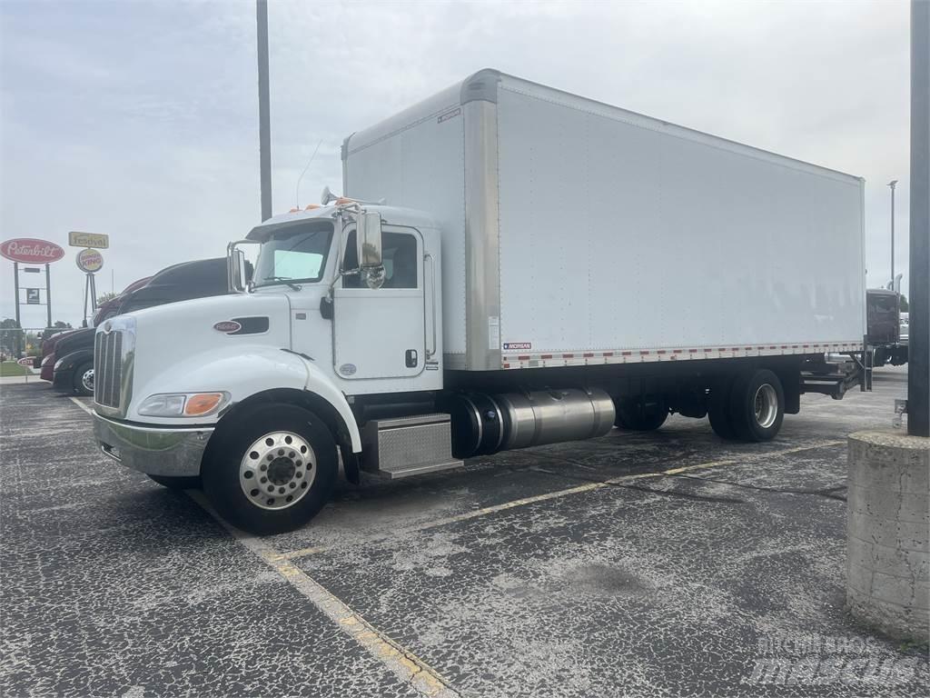 Peterbilt 337 Kastenaufbau