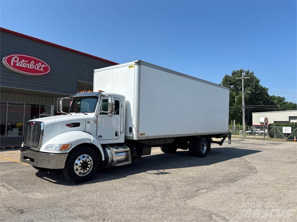 Peterbilt 337 Kastenaufbau