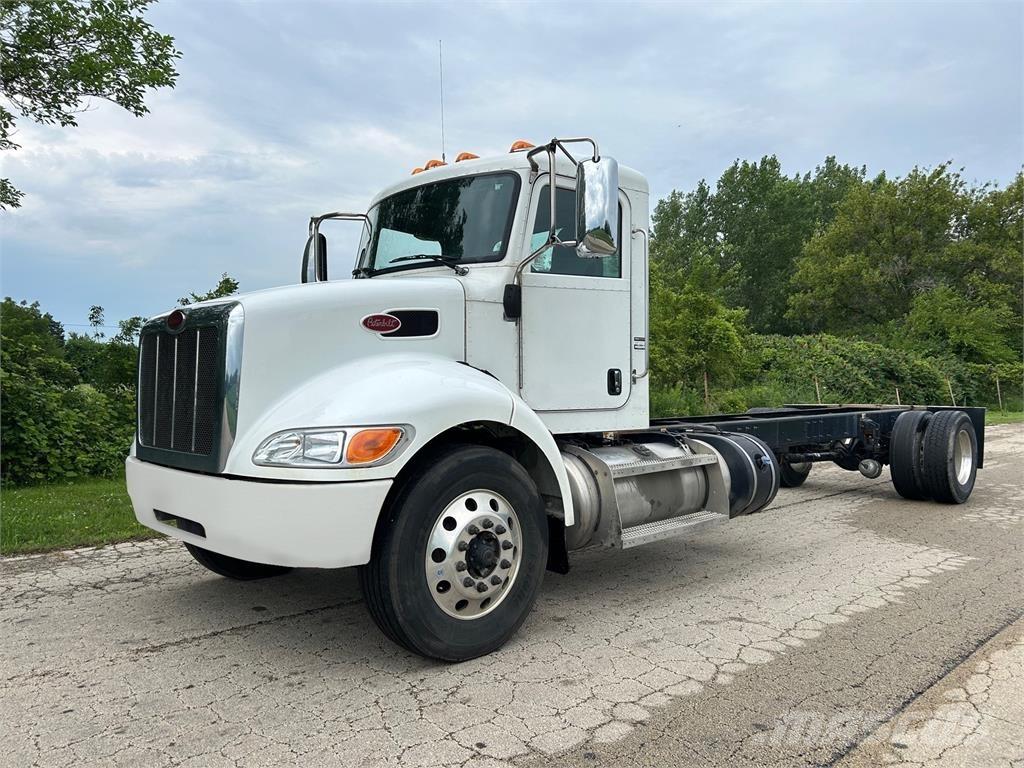 Peterbilt 337 Andere Fahrzeuge