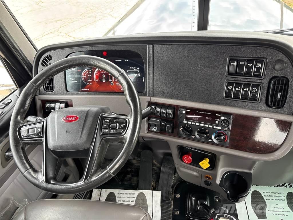 Peterbilt 389 Andere Fahrzeuge