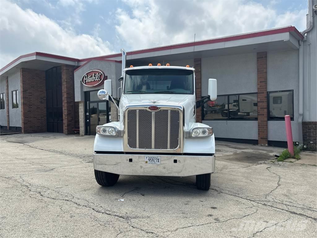 Peterbilt 567 Sattelzugmaschinen