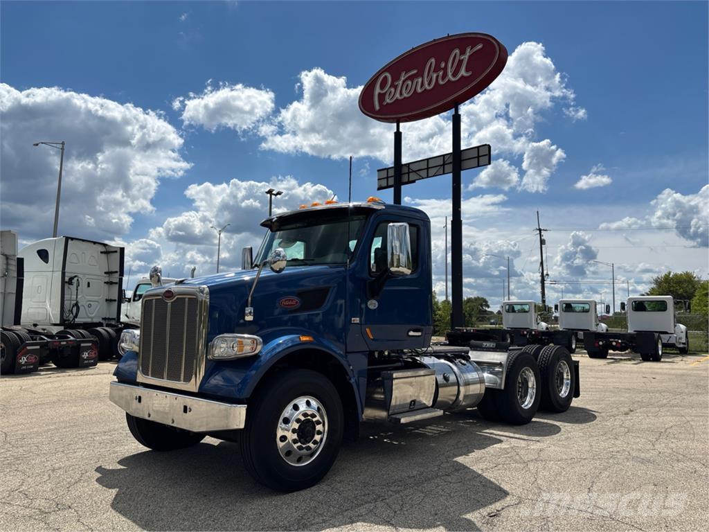 Peterbilt 567 Andere Fahrzeuge