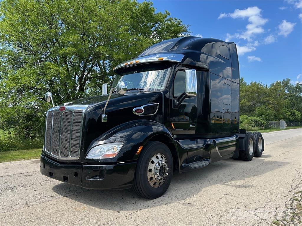 Peterbilt 579 Andere Fahrzeuge