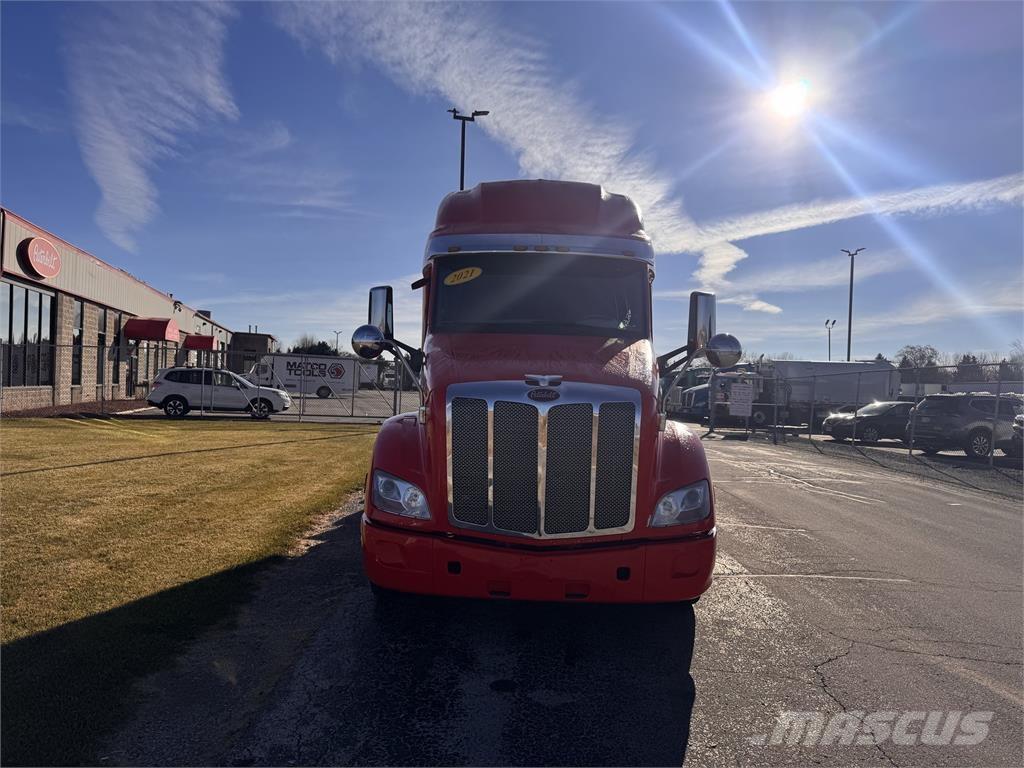 Peterbilt 579 Andere Fahrzeuge