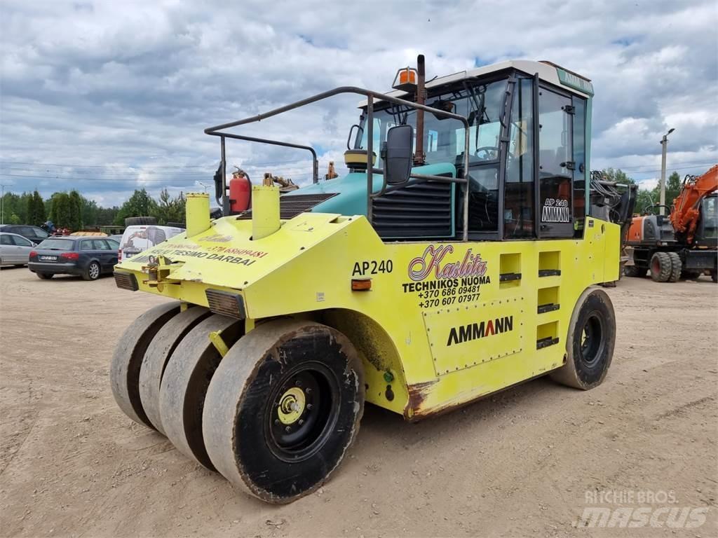 Ammann AP240 Gummiradwalzen
