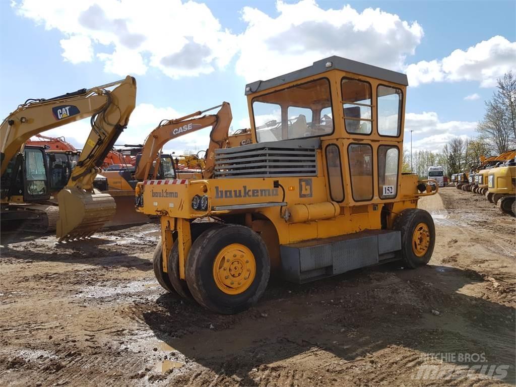 Bomag SGW-17 Gummiradwalzen