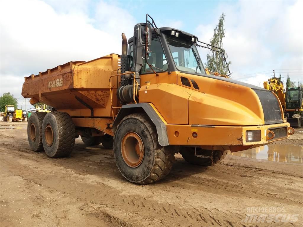 CASE 330 Dumper - Knickgelenk