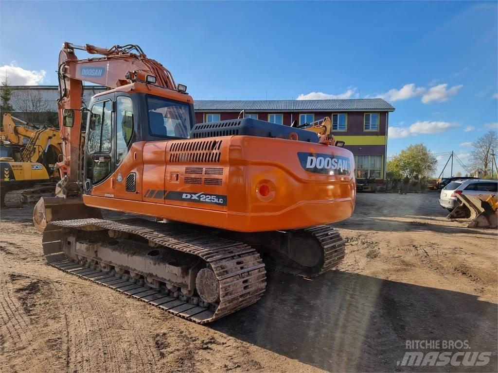 Doosan DX 225LC-3 Raupenbagger
