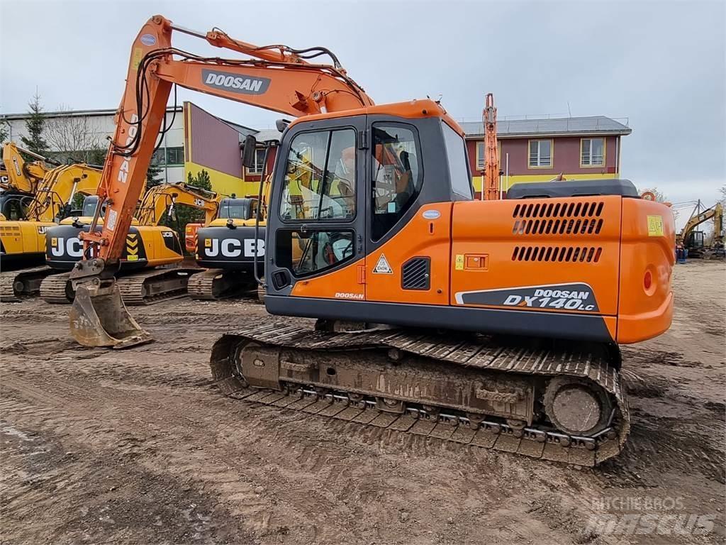 Doosan DX140LC-3 Raupenbagger