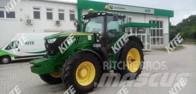 John Deere 6210R Traktoren