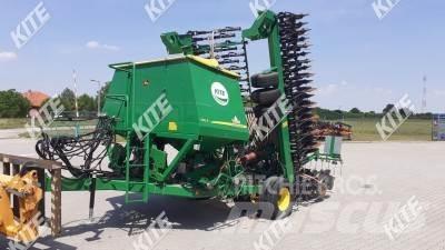 John Deere 740A 9M Drillmaschinen