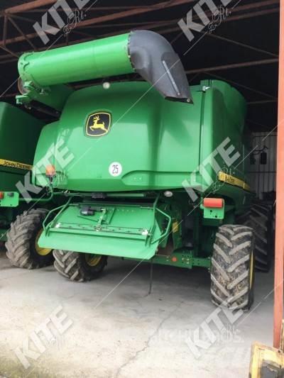 John Deere S690I Mähdrescher