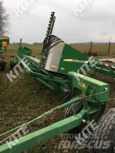 John Deere S690I Mähdrescher