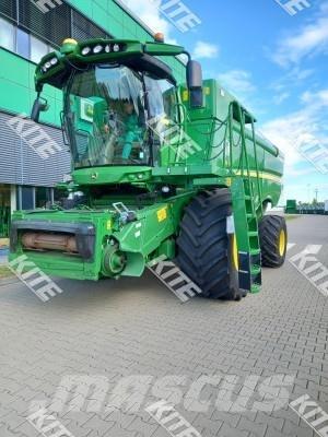 John Deere S780i Mähdrescher