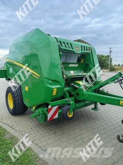 John Deere V451R Rundballenpressen