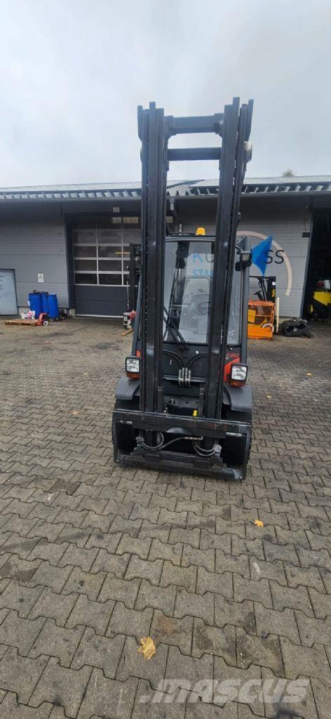 Linde H 30 D-02 Diesel Stapler