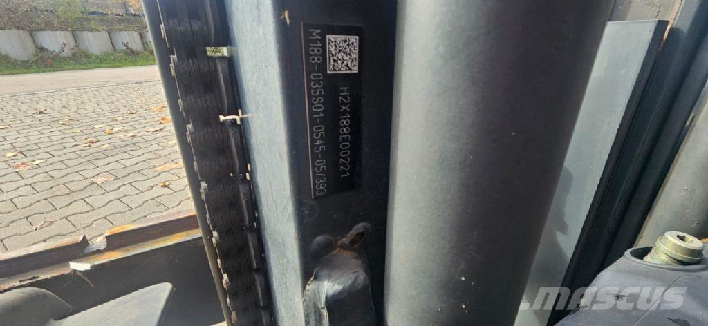 Linde H 30 T-02 Gas Stapler