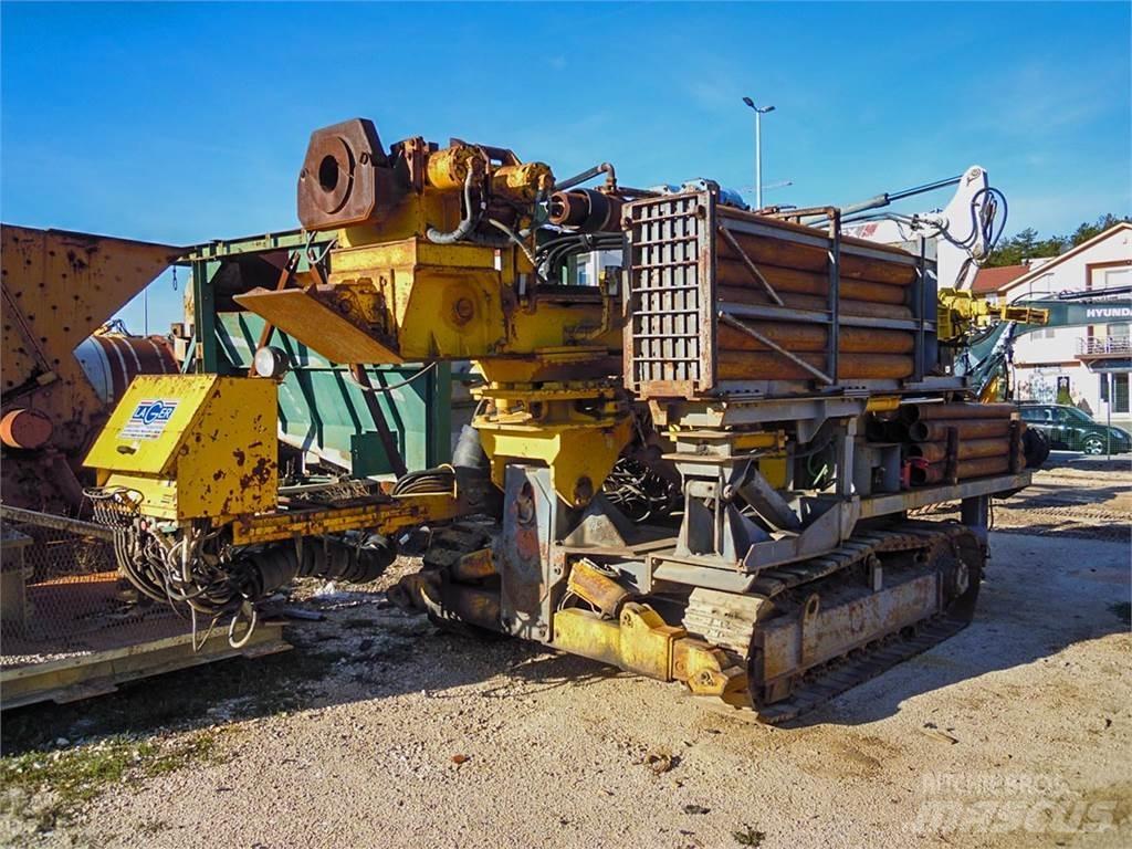 Atlas Copco Mustang 13-F3 Oberflächenbohrgeräte