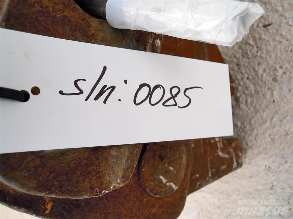  BRZA SPOJKA raspon 180mm Sonstige Baumaschinen