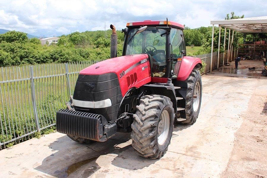 CASE Magnum 310 Traktoren