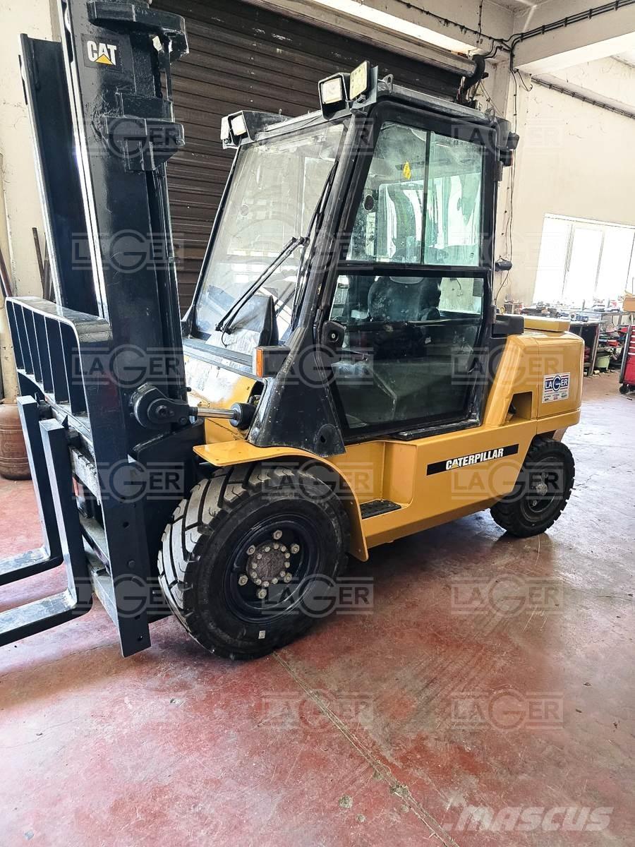 CAT DP45K Diesel Stapler