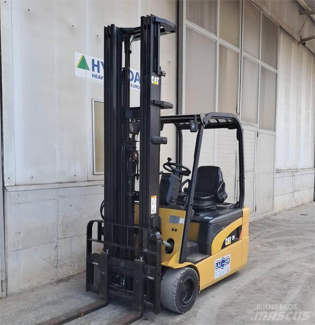 CAT EP20NT Niedergabelstapler