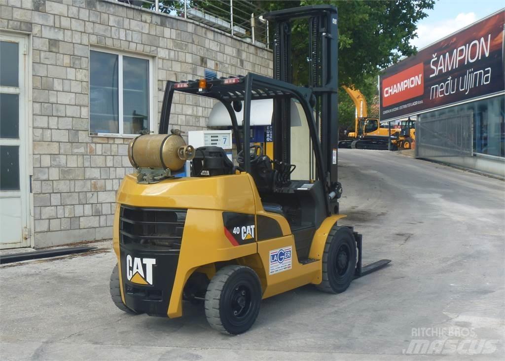 CAT GP40N Gas Stapler