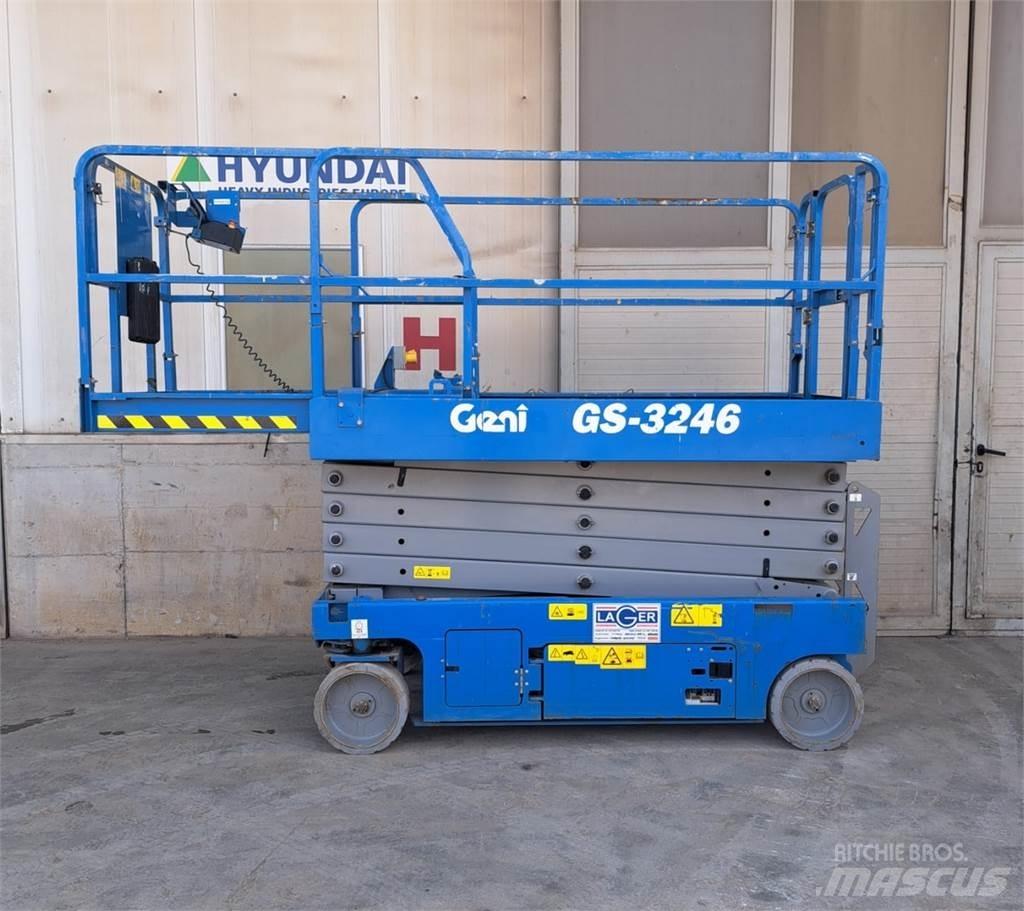 Genie GS3246 Gelenkteleskoparbeitsbühnen