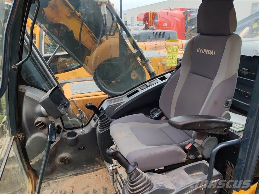 Hyundai R220LC-9S Raupenbagger