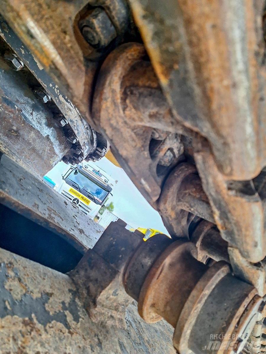 Komatsu PC340NLC-7K Raupenbagger