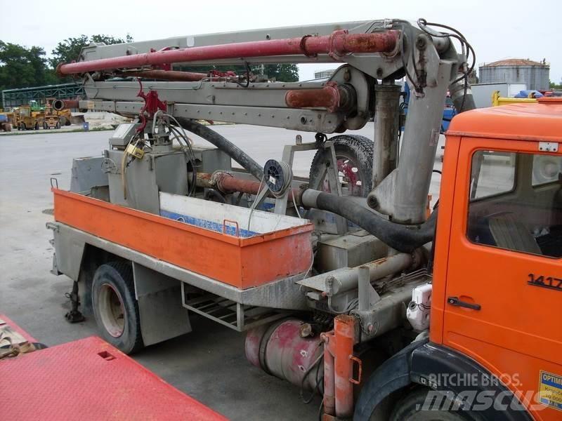 Mercedes-Benz 1113 Betonpumpen