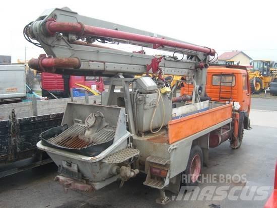 Mercedes-Benz 1113 Betonpumpen