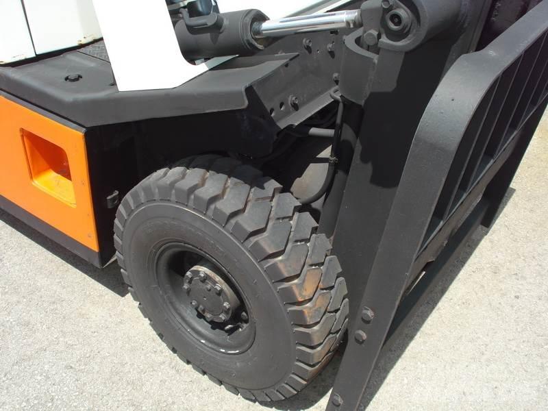 Nissan H01A15 Gas Stapler