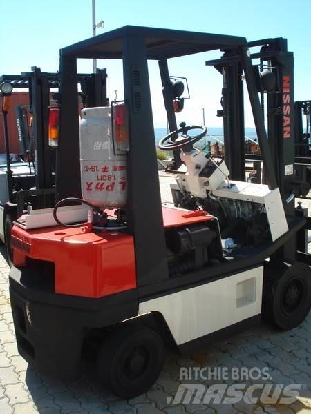 Nissan NH01A15 Andere Gabelstapler