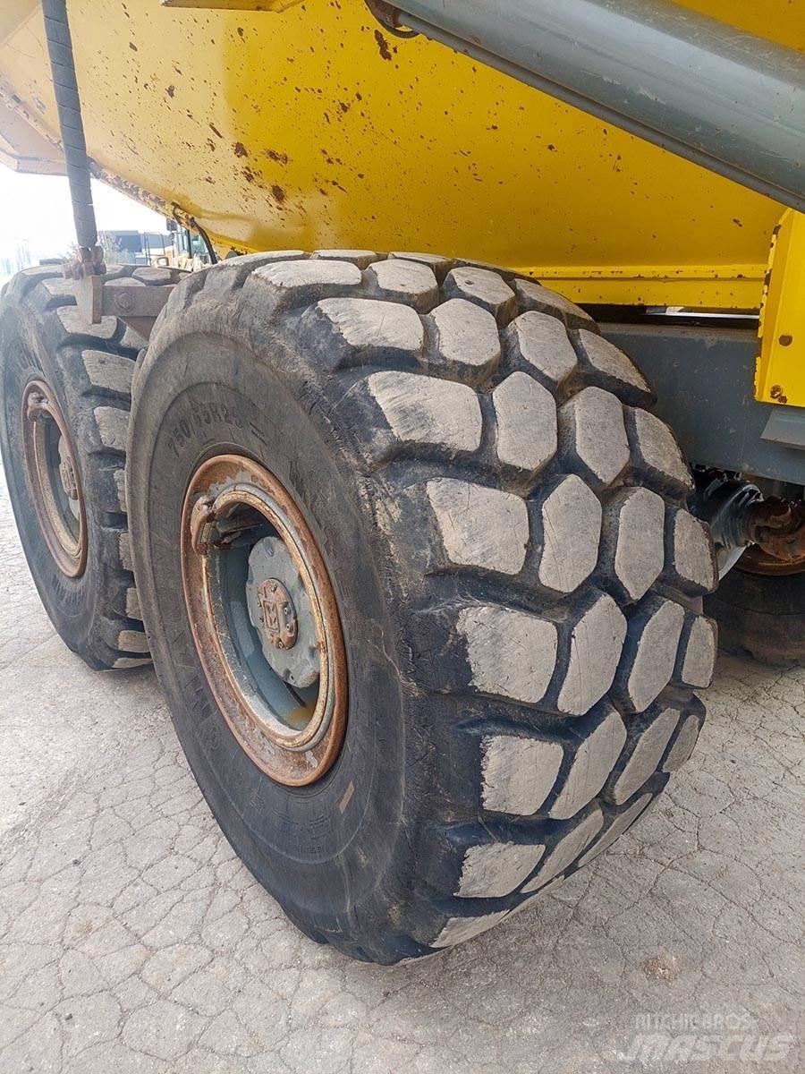 Terex TA300 Dumper - Knickgelenk