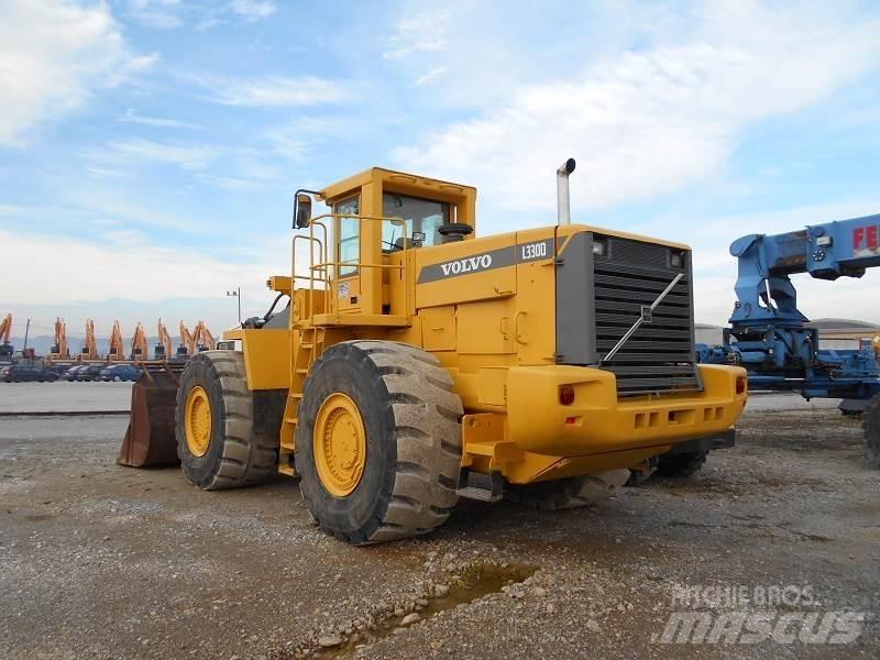 Volvo L330D Radlader