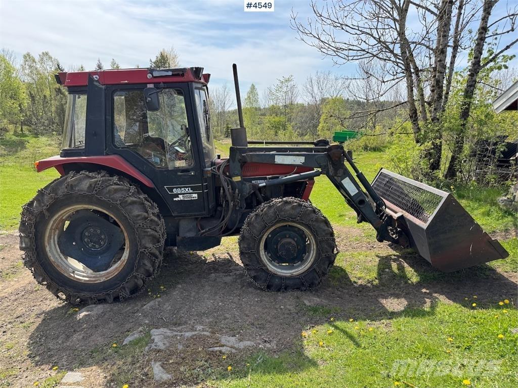 Case IH 685 XL Traktoren
