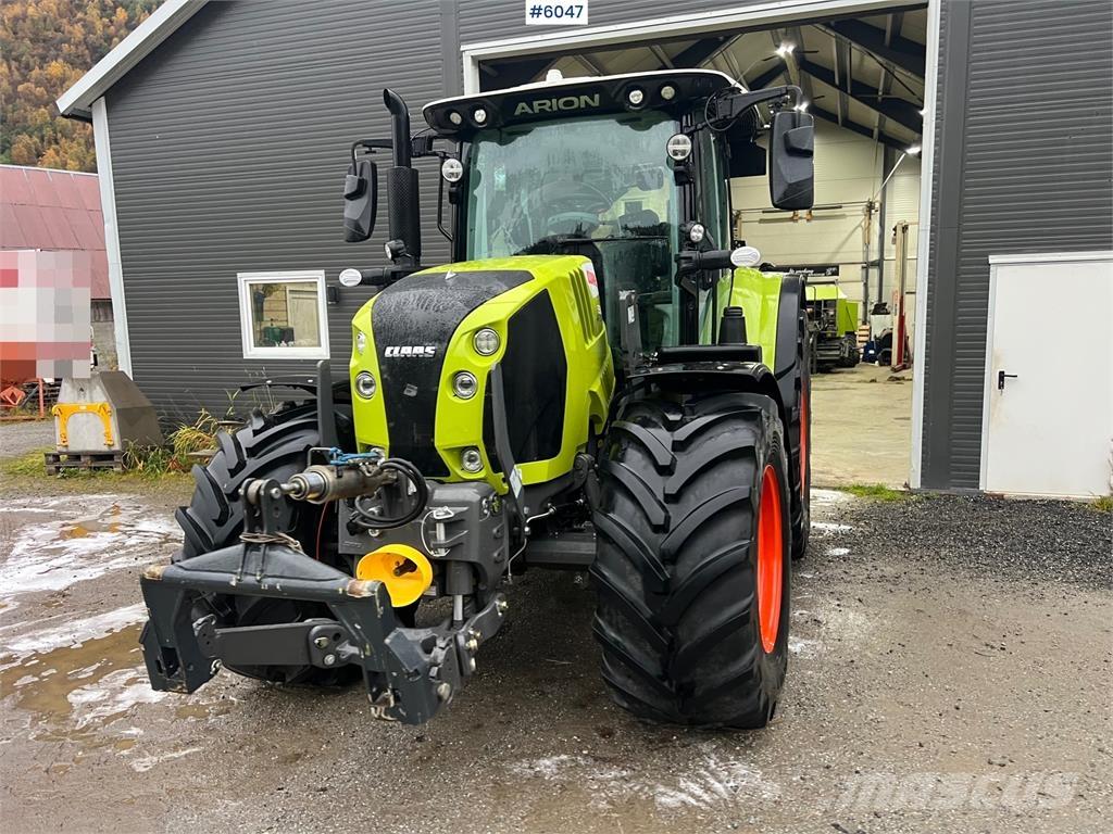 CLAAS 550 Traktoren