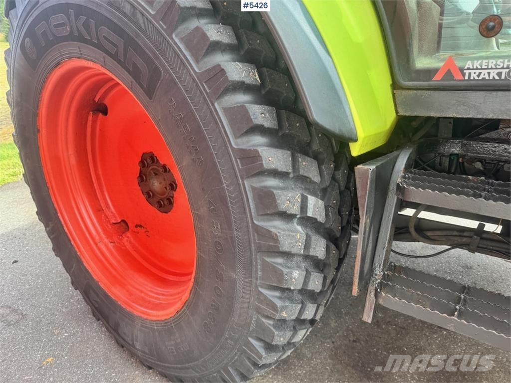CLAAS Arion 430 Traktoren