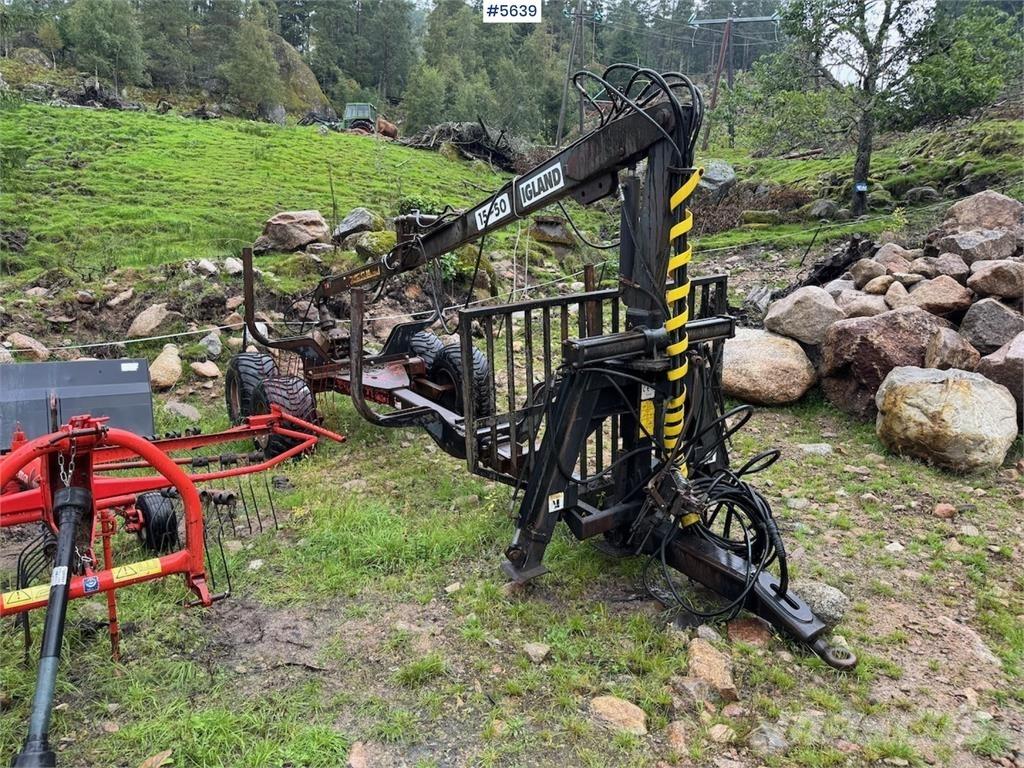 Igland 440 Holzanhänger