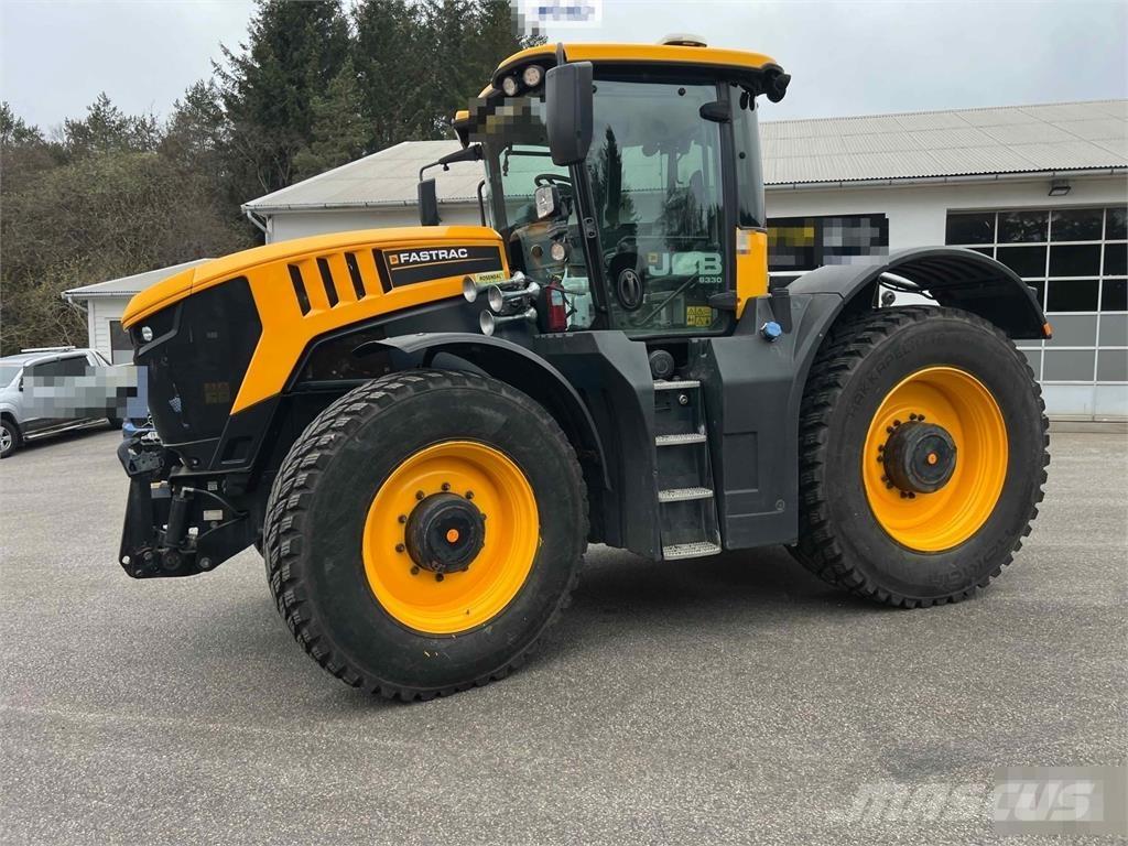 JCB Fastrac 8330 Traktoren