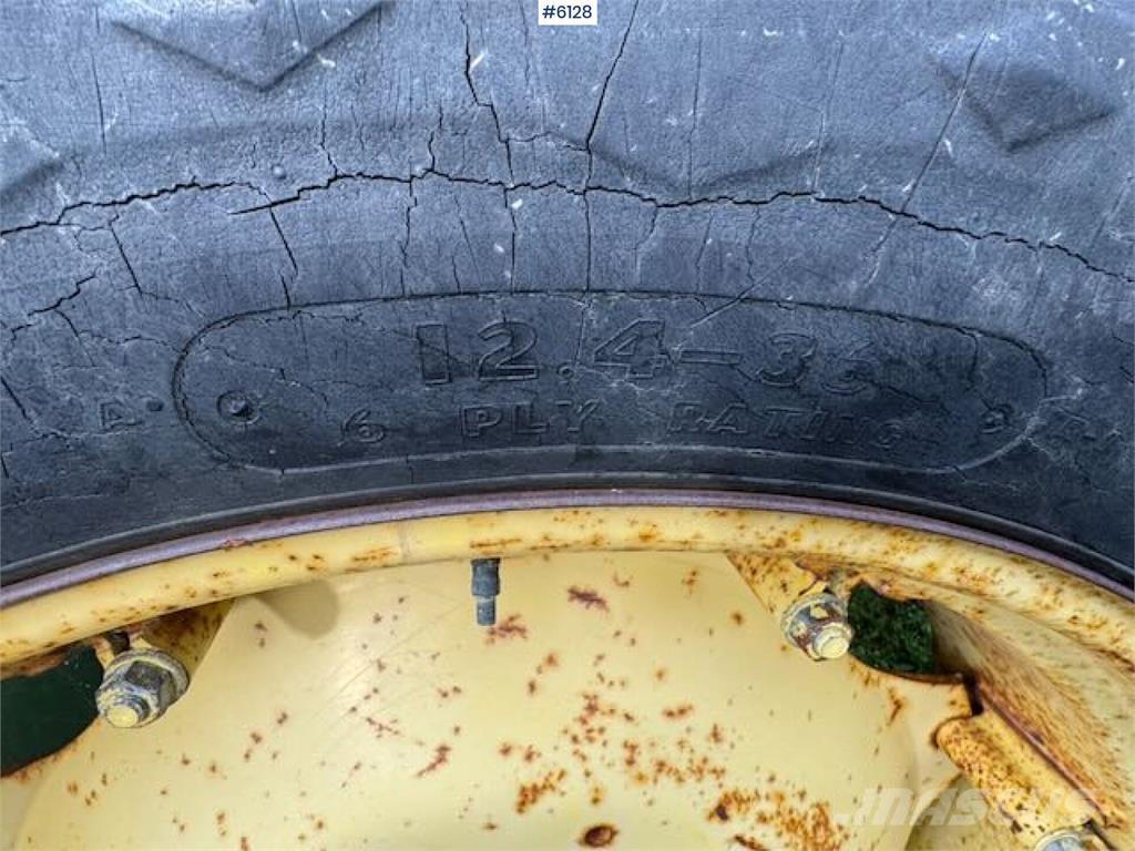 John Deere 1630 Traktoren