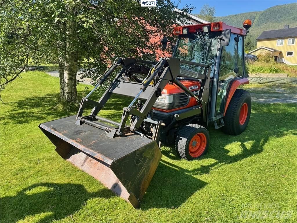 Kubota STA-35 Traktoren