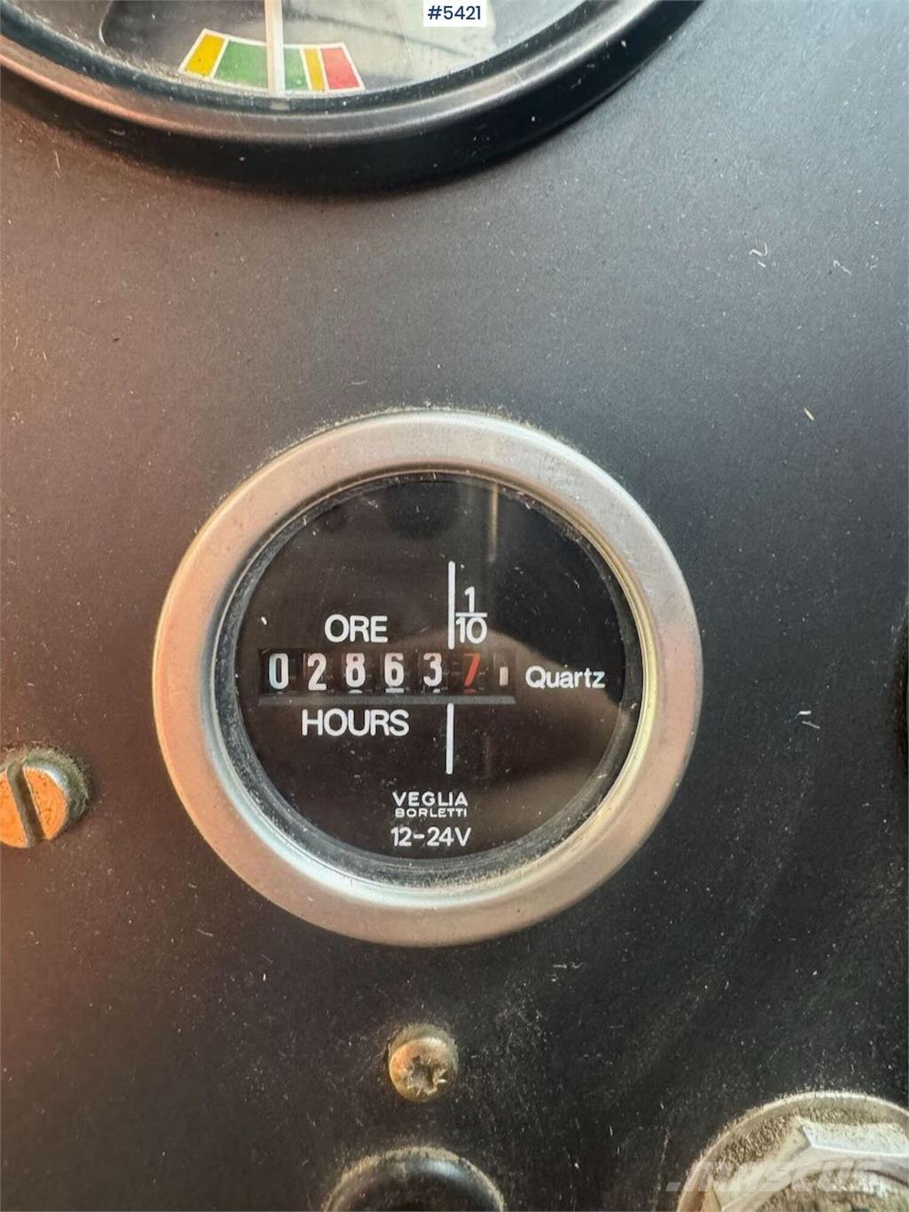 New Holland 8050 Mähdrescher
