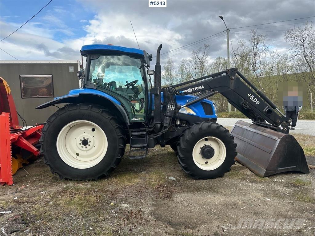 New Holland TS135 Traktoren