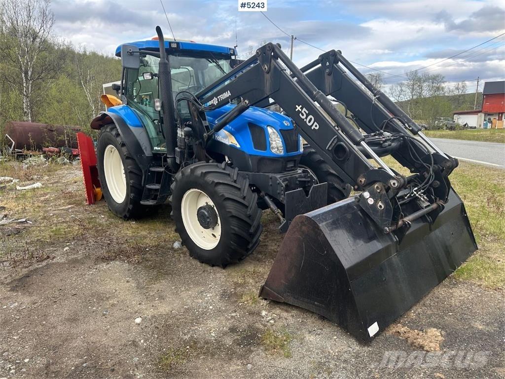 New Holland TS135 Traktoren