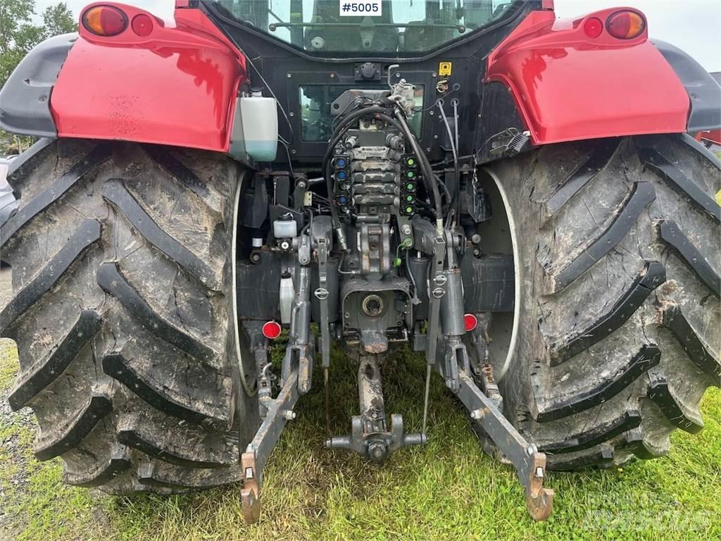 Valtra T213 Traktoren