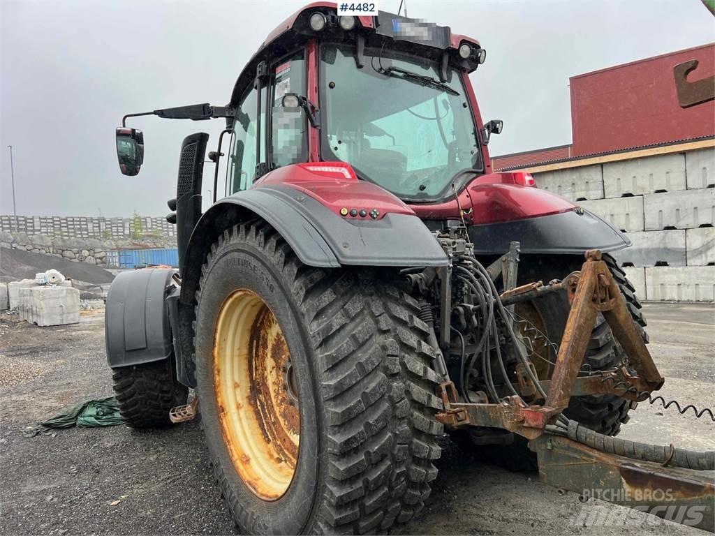 Valtra T234 Traktoren