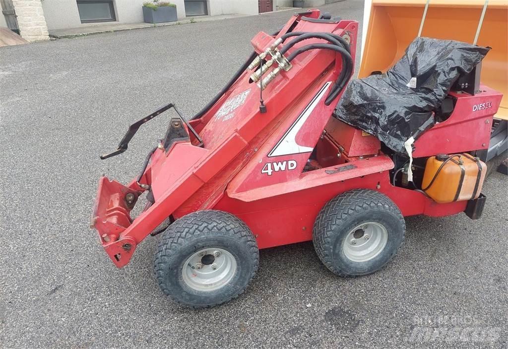 Avant 320 Hoflader